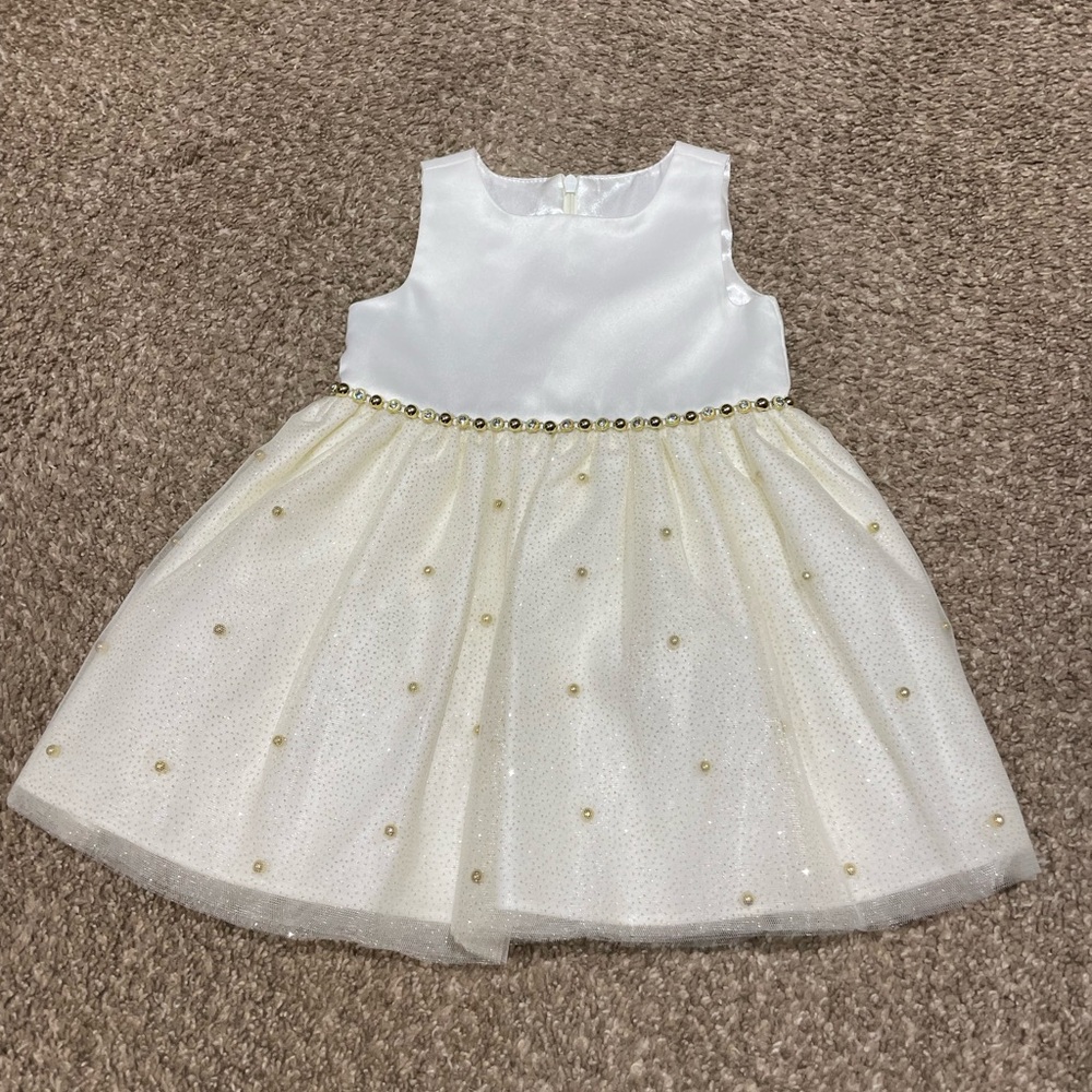 Toddler girl dress size 18 month